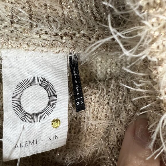 Anthropologie Akemi + Kin Lara Eyelash Golden Metallic Poncho NWT Luxury Sparkly - Picture 6 of 7